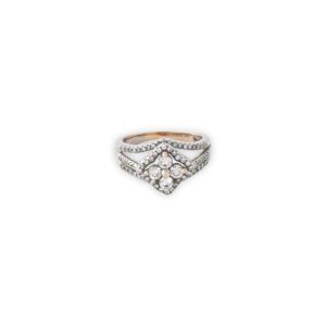 DIAMOND LADIES RING