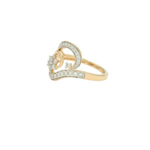 Curved Diamond Swirl Ring – Modern Grace in Gold
